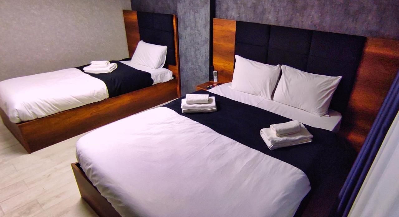 Acar Airport Hotel Plus Arnavutkoy Esterno foto